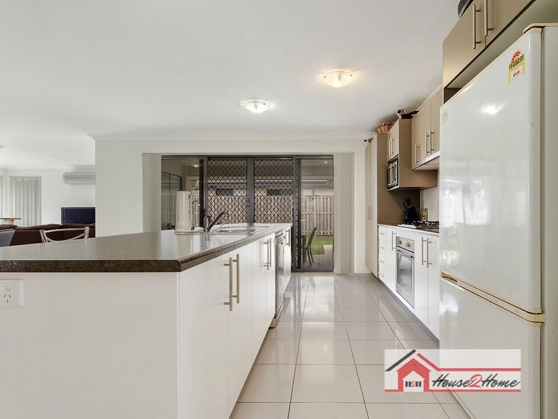 38 Stoney Creek Circuit, Ormeau QLD 4208