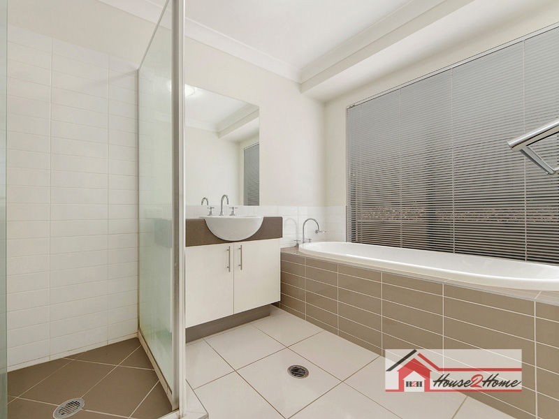 38 Stoney Creek Circuit, Ormeau QLD 4208