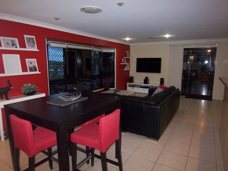 24 Lucas Crescent, Ormeau Hills QLD 4208