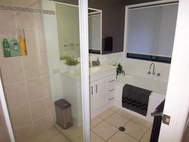 24 Lucas Crescent, Ormeau Hills QLD 4208