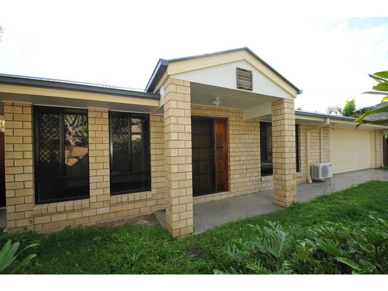 7 Yarwood Crescent, Ormeau Hills QLD 4208