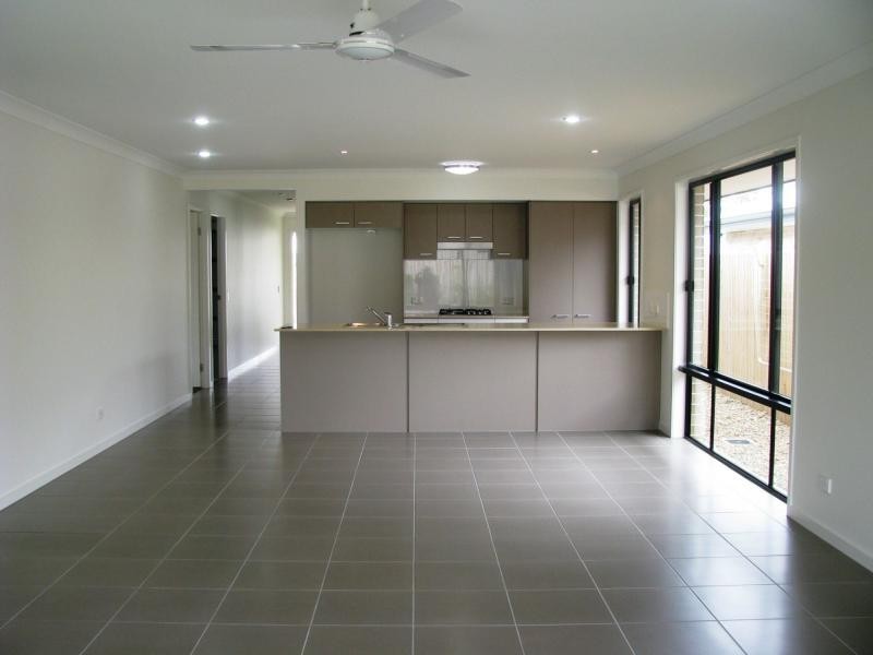 107 Brookside Circuit, Ormeau QLD 4208