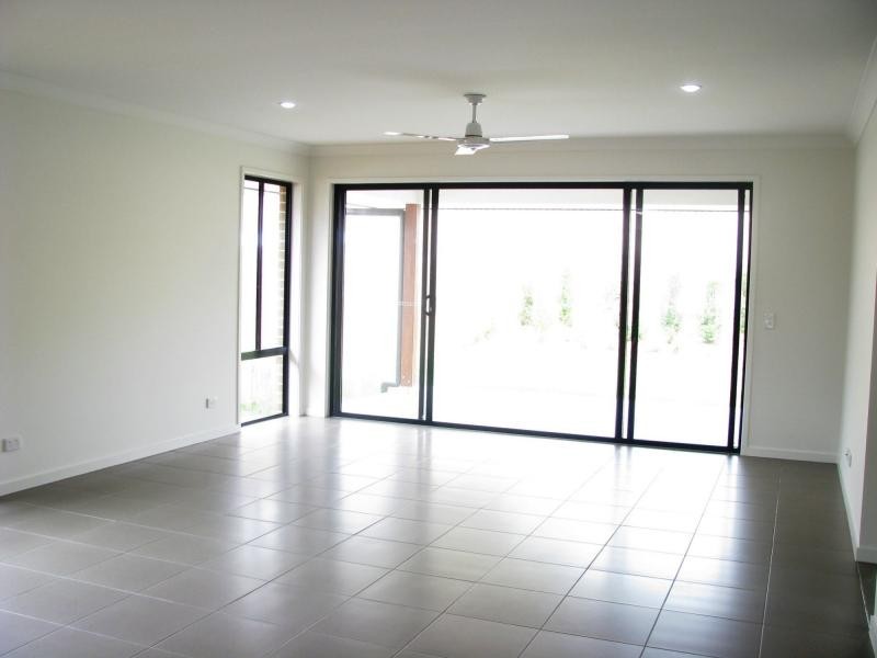 107 Brookside Circuit, Ormeau QLD 4208