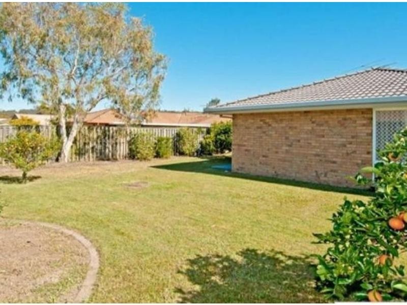 16 Susan Godfrey Drive, Windaroo QLD 4207
