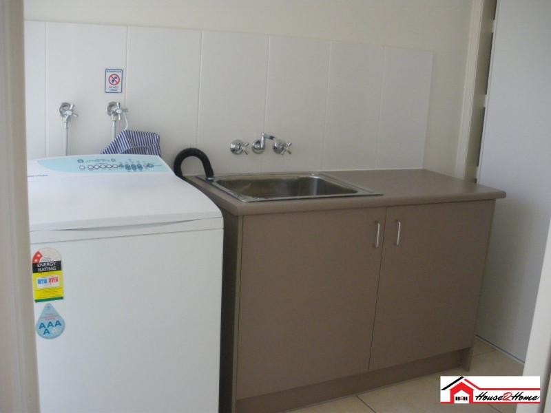 32 Blossom Street, Pimpama QLD 4209