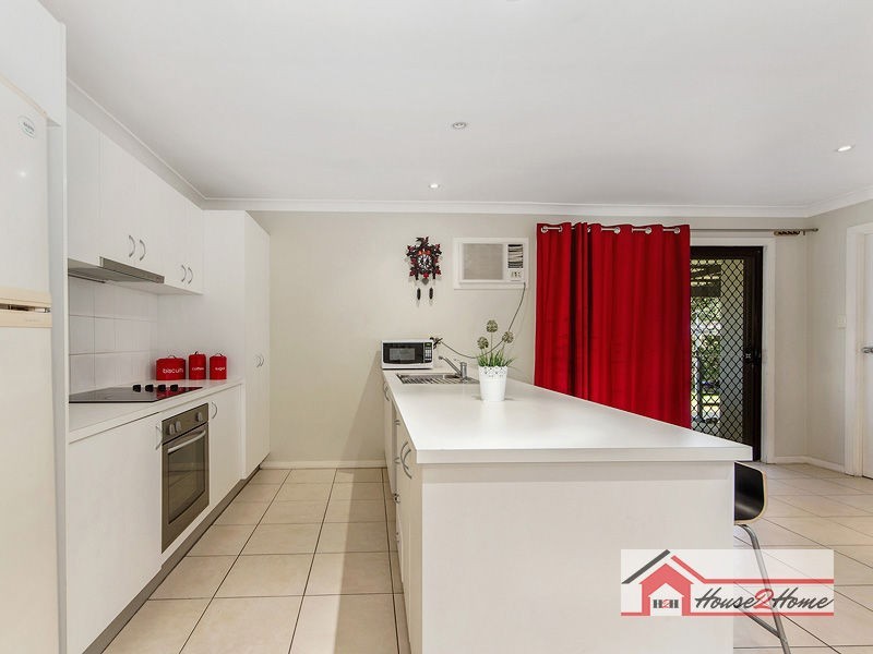 182 Mt Warren Boulevard, Mount Warren Park QLD 4207