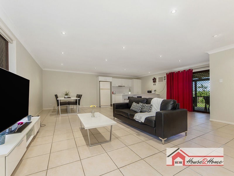 182 Mt Warren Boulevard, Mount Warren Park QLD 4207