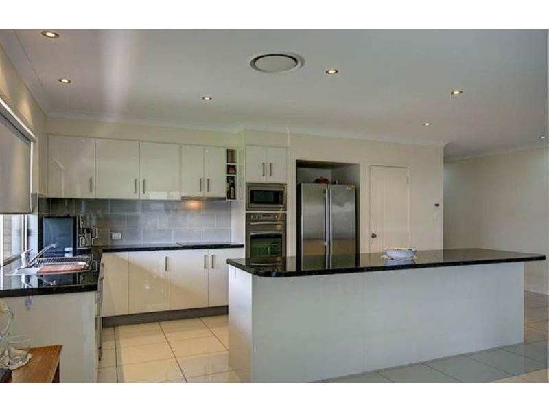 13 Manton Street, Ormeau QLD 4208