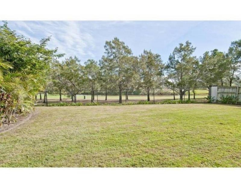 11 The Avenue, Windaroo QLD 4207