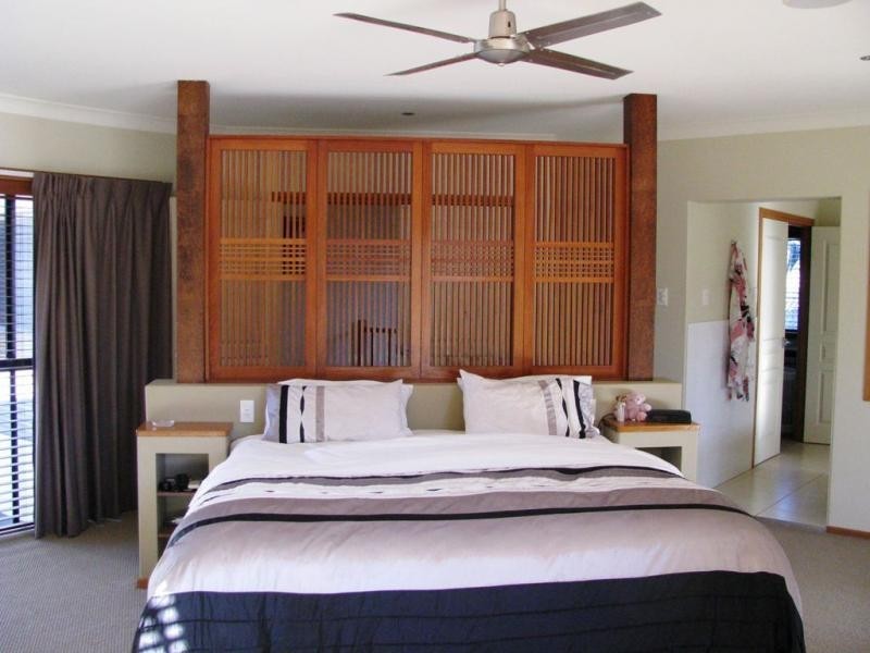 11 The Avenue, Windaroo QLD 4207