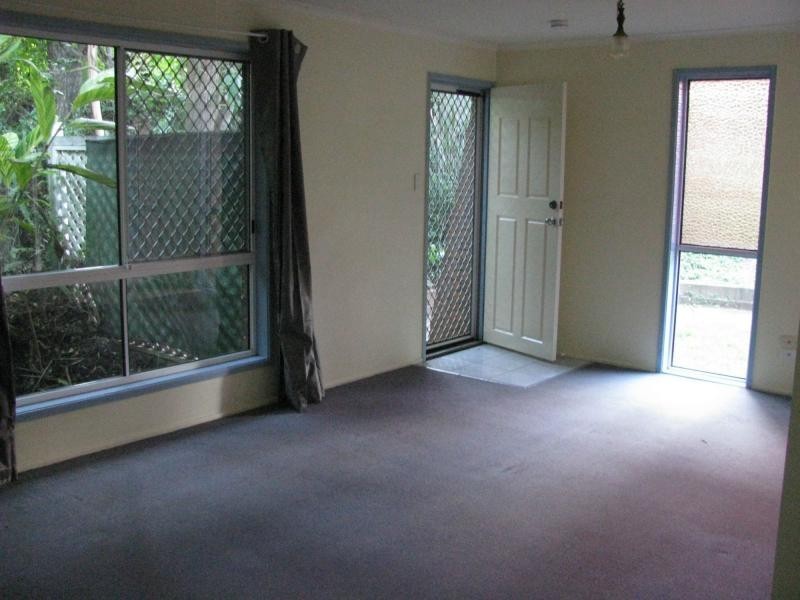 10 Julie Street, Beenleigh QLD 4207