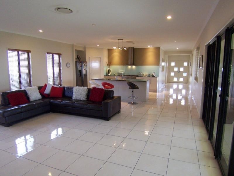 21 Rosabrook Crescent, Ormeau QLD 4208