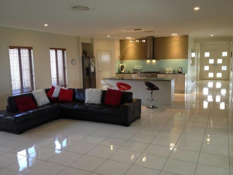 21 Rosabrook Crescent, Ormeau QLD 4208