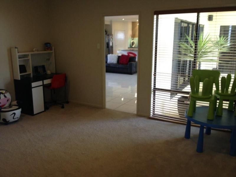 21 Rosabrook Crescent, Ormeau QLD 4208
