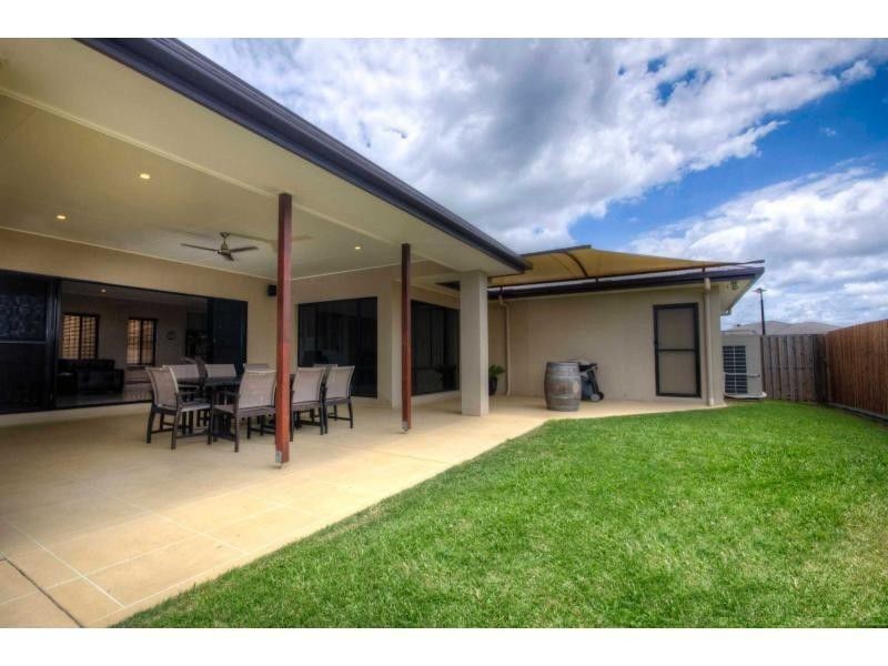21 Rosabrook Crescent, Ormeau QLD 4208