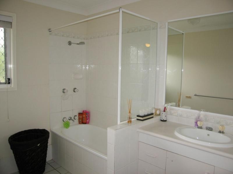 4 Hartwig Crescent, Mount Warren Park QLD 4207