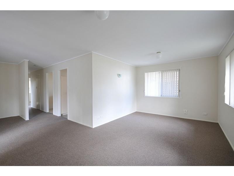 4 Hughes Street, Eagleby QLD 4207