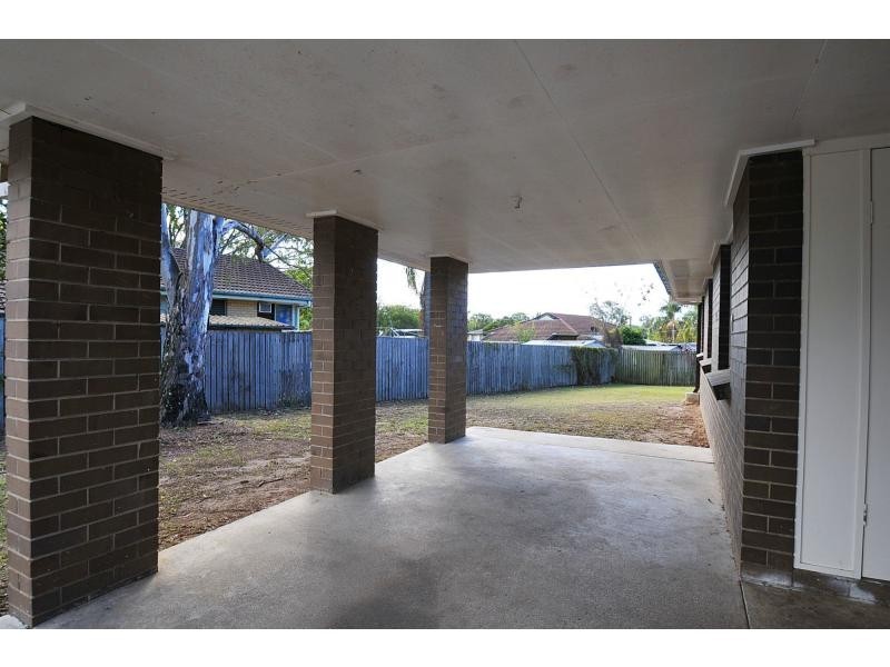 4 Hughes Street, Eagleby QLD 4207