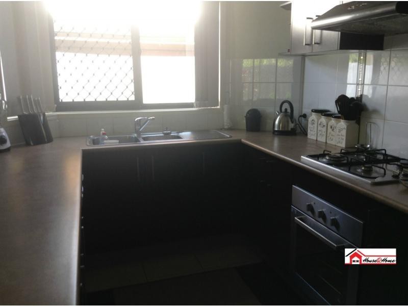 18 Blossom Street, Pimpama QLD 4209