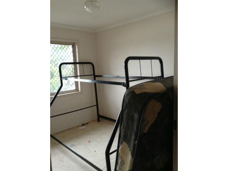 9/15 Pine Avenue, Beenleigh QLD 4207