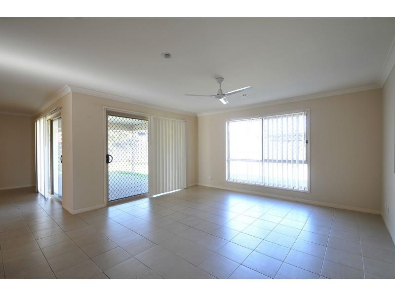 8 Kilkivan Drive, Ormeau QLD 4208