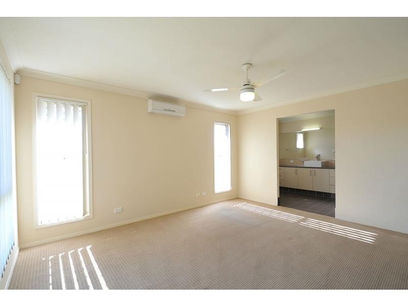 8 Kilkivan Drive, Ormeau QLD 4208