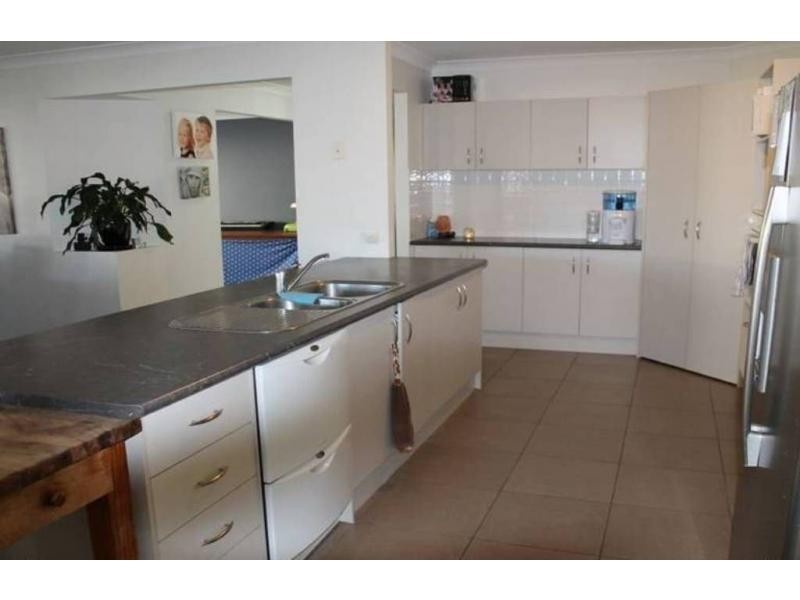 2 Coorabelle Crescent, Ormeau QLD 4208