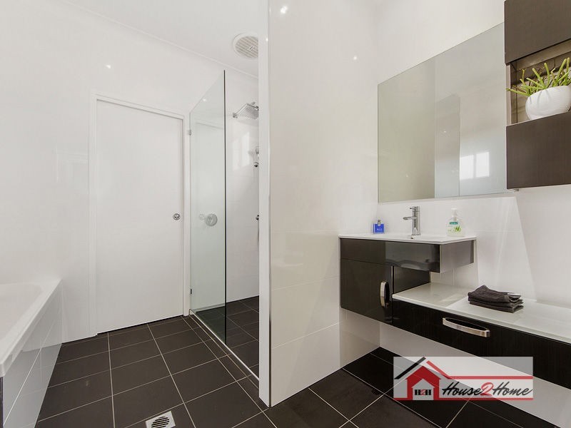 12 Keewong Street, Ormeau QLD 4208