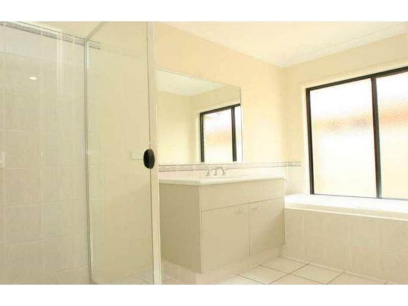 82 Conebush Circuit, Ormeau QLD 4208