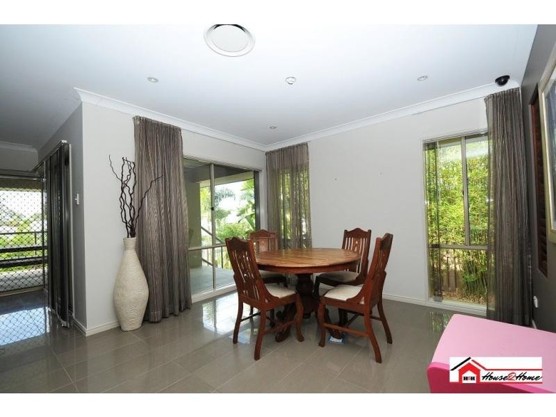 11 Stoney Creek Circuit, Ormeau QLD 4208