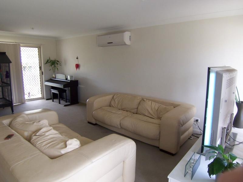 12 Shawnee Crescent, Pimpama QLD 4209