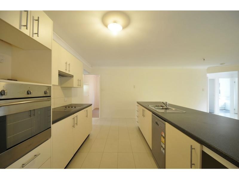 7 Yarwood Crescent, Ormeau Hills QLD 4208