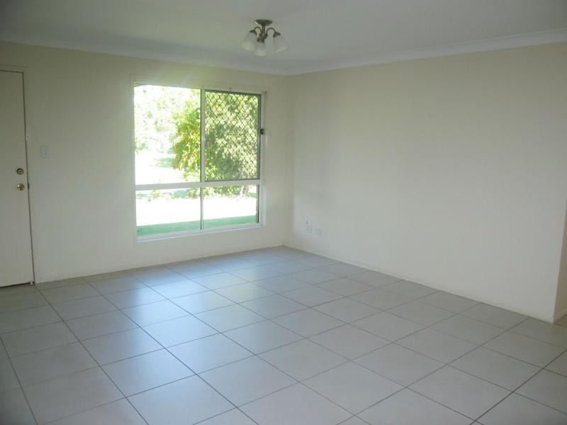 30 Lennon Drive, Windaroo QLD 4207