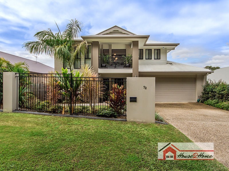 52 Fletcher Crescent, Pacific Pines QLD 4211