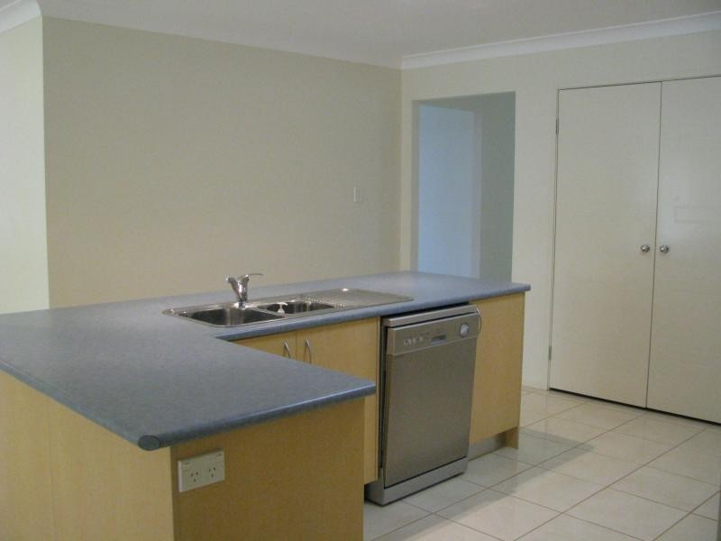 48 Lauradale Street, Ormeau QLD 4208