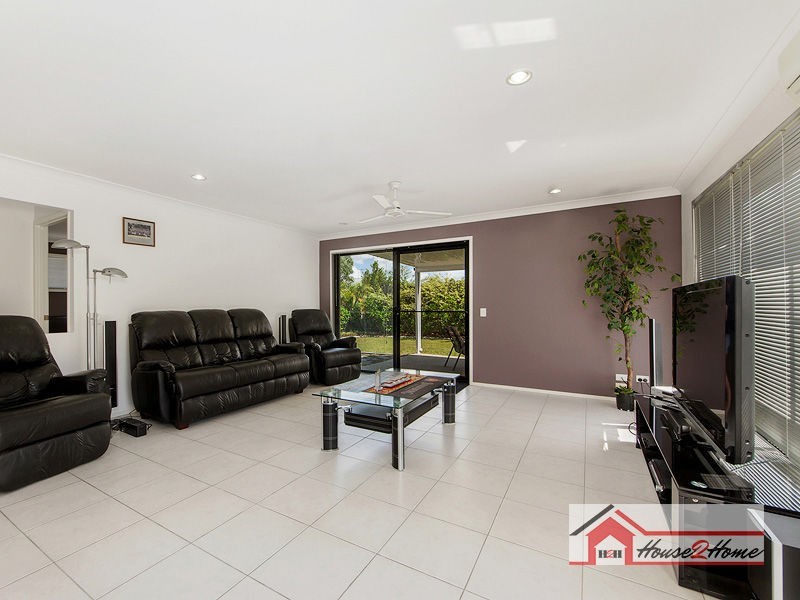 10 Rockwood Drive, Ormeau QLD 4208
