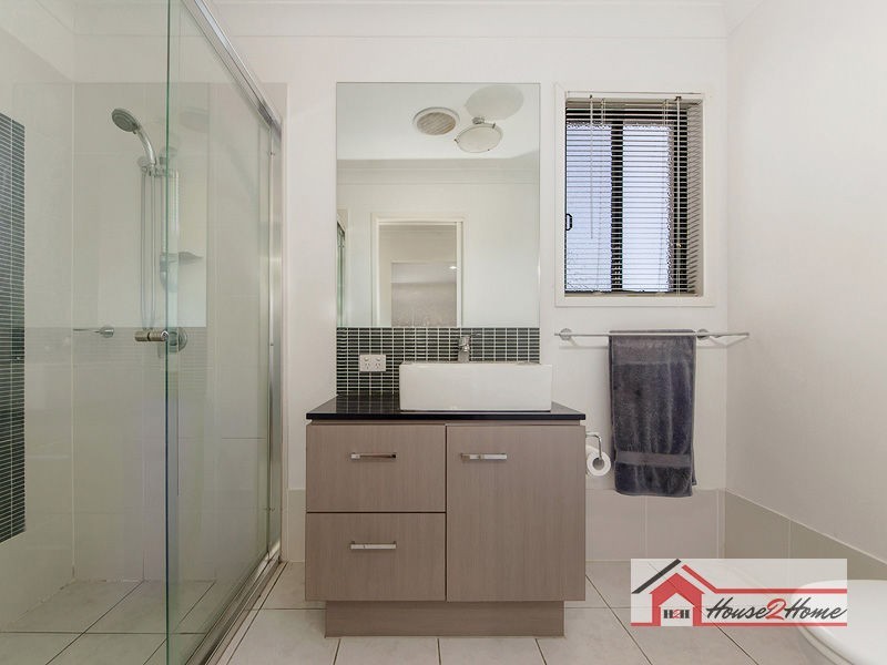 10 Rockwood Drive, Ormeau QLD 4208