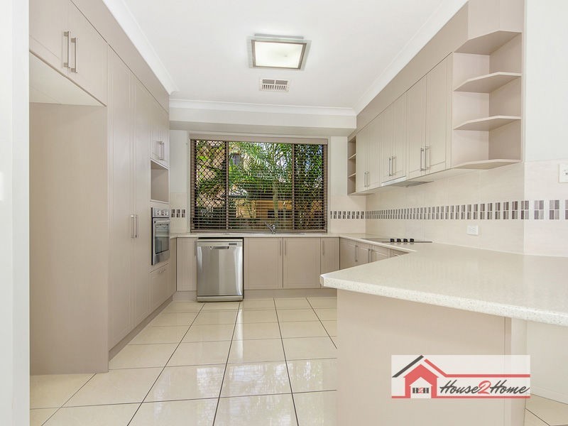 27 Riverside Terrace, Windaroo QLD 4207