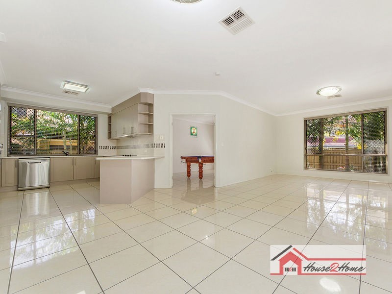27 Riverside Terrace, Windaroo QLD 4207
