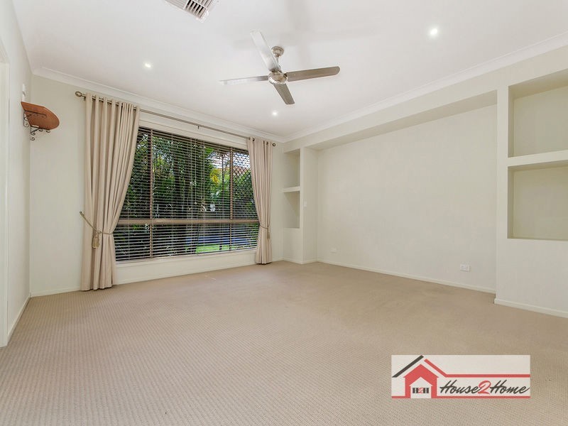 27 Riverside Terrace, Windaroo QLD 4207