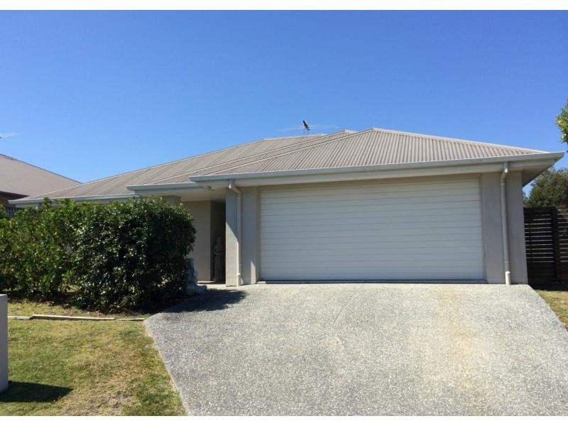 38 Hazelmere Crescent, Ormeau QLD 4208