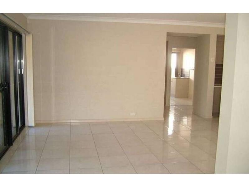 42 Hazelmere Crescent, Ormeau QLD 4208