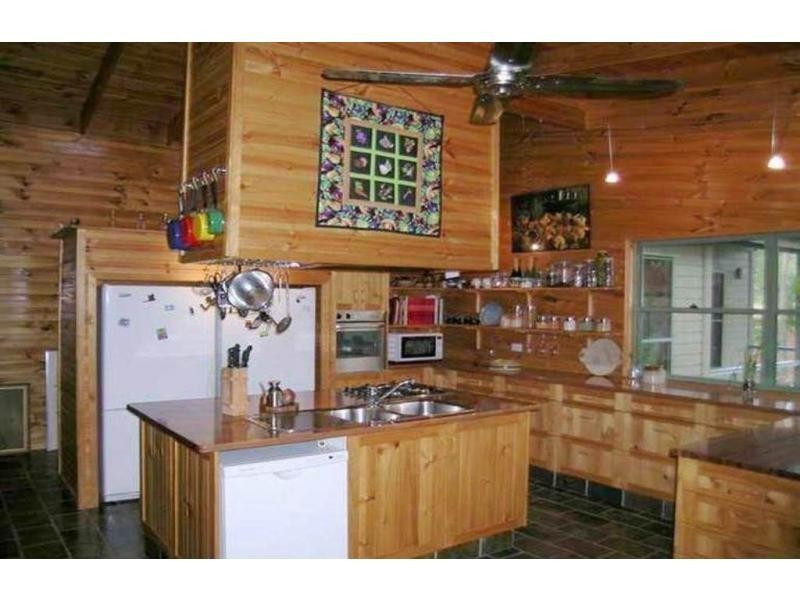 16 Taperoo Court, Yatala QLD 4207