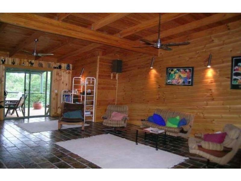 16 Taperoo Court, Yatala QLD 4207