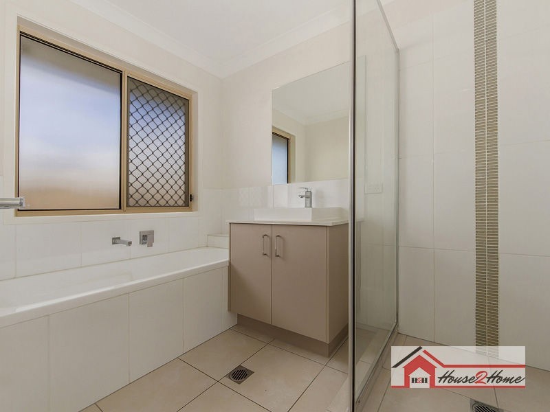 4 Sugar Gum Place, Ormeau, Ormeau QLD 4208