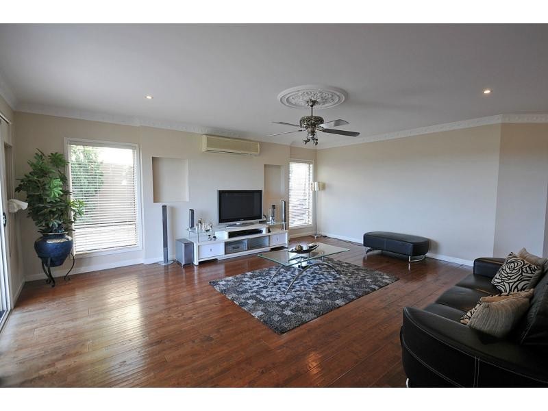 12 Islandview Terrace, Ormeau Hills QLD 4208