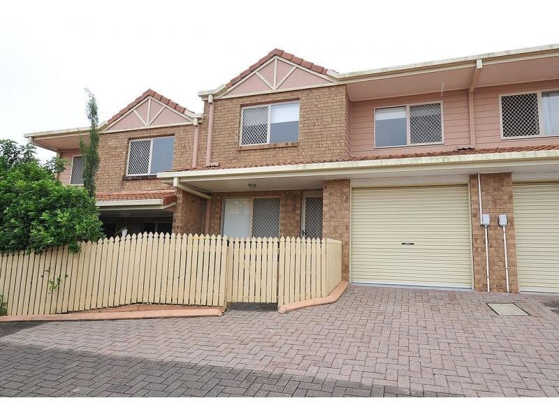 2/22 Pine Avenue, Beenleigh QLD 4207