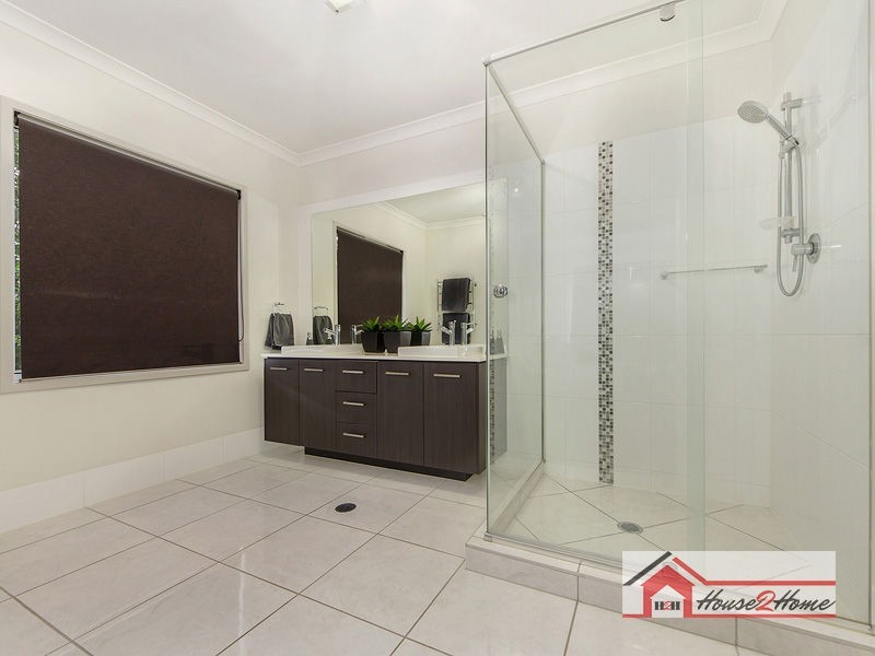 95 Maidenwell Road, Ormeau QLD 4208