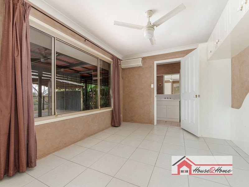 37 Leighton Drive, Edens Landing QLD 4207