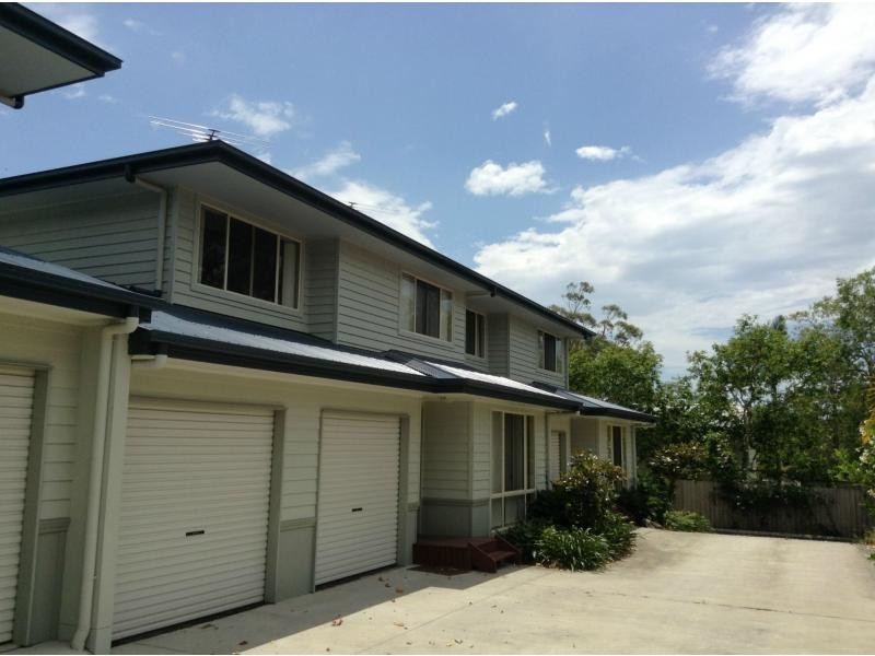 2/11 Manila Street, Beenleigh QLD 4207